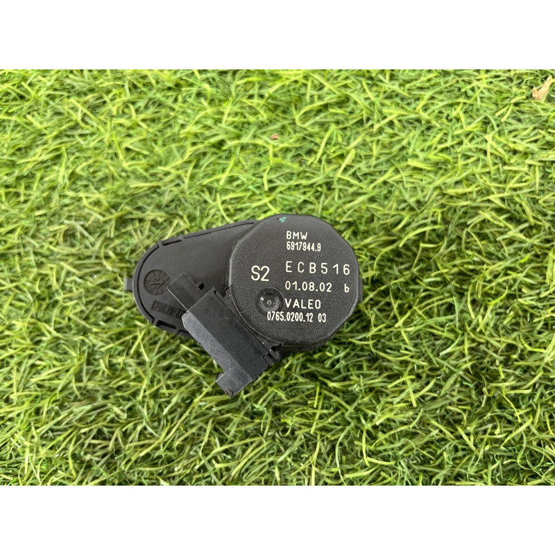 Привод заслонки отопителя (отопление и кондиционирование) BMW 5-series E39 64116917944