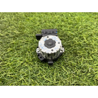 Привід заслонки обігрівача