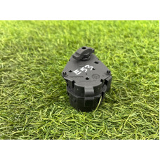 Привод заслонки отопителя