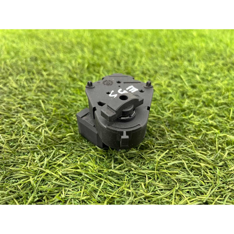 Привод заслонки отопителя (отопление и кондиционирование) BMW X5 E53 M57d30 64116900262