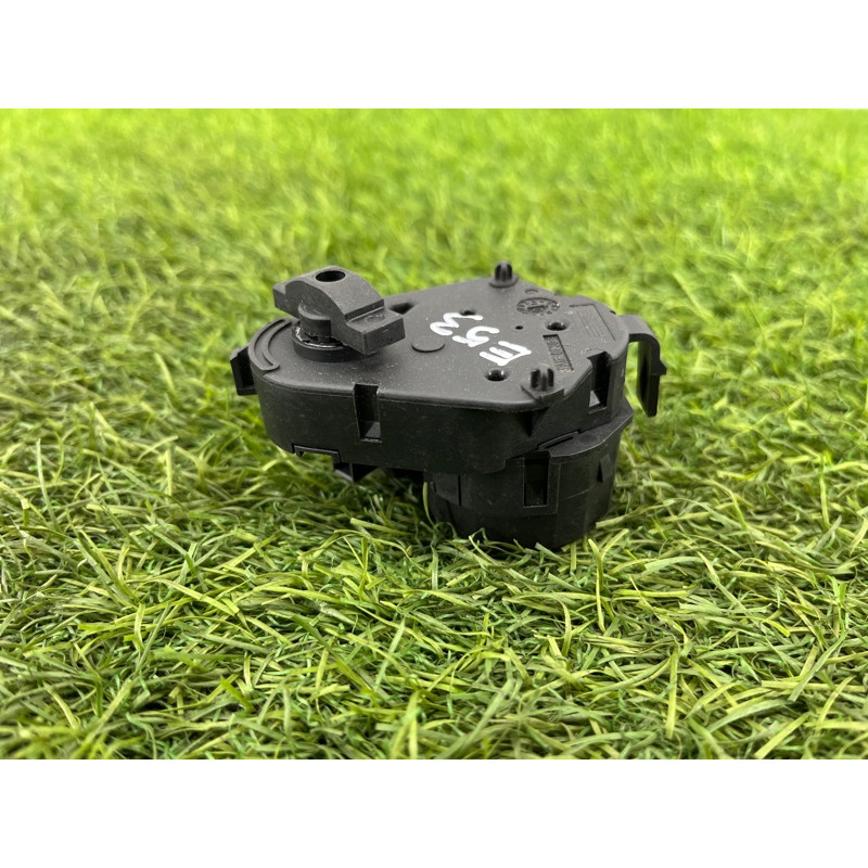 Привод заслонки отопителя (отопление и кондиционирование) BMW X5 E53 M57d30 64116900262