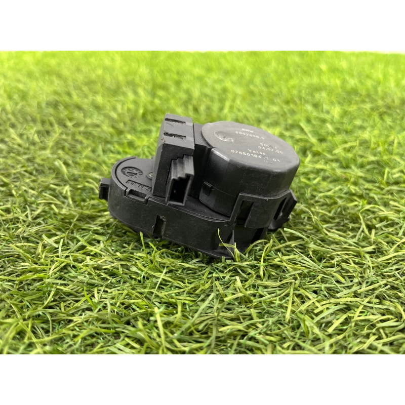 Привод заслонки отопителя (отопление и кондиционирование) BMW X5 E53 M57d30 64116902696