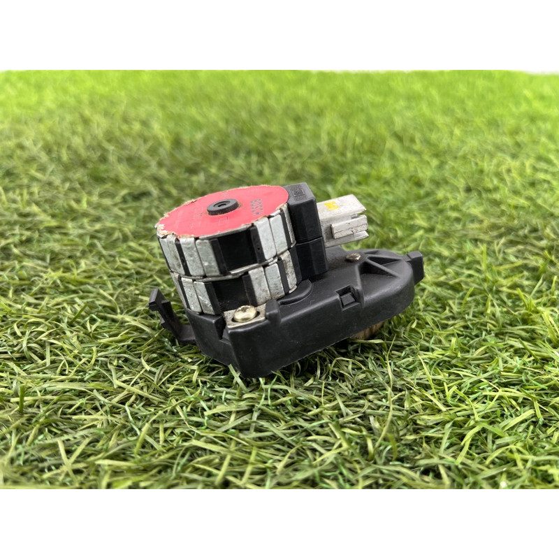 Привод заслонки отопителя (отопление и кондиционирование) BMW 5-series E34 0132800002