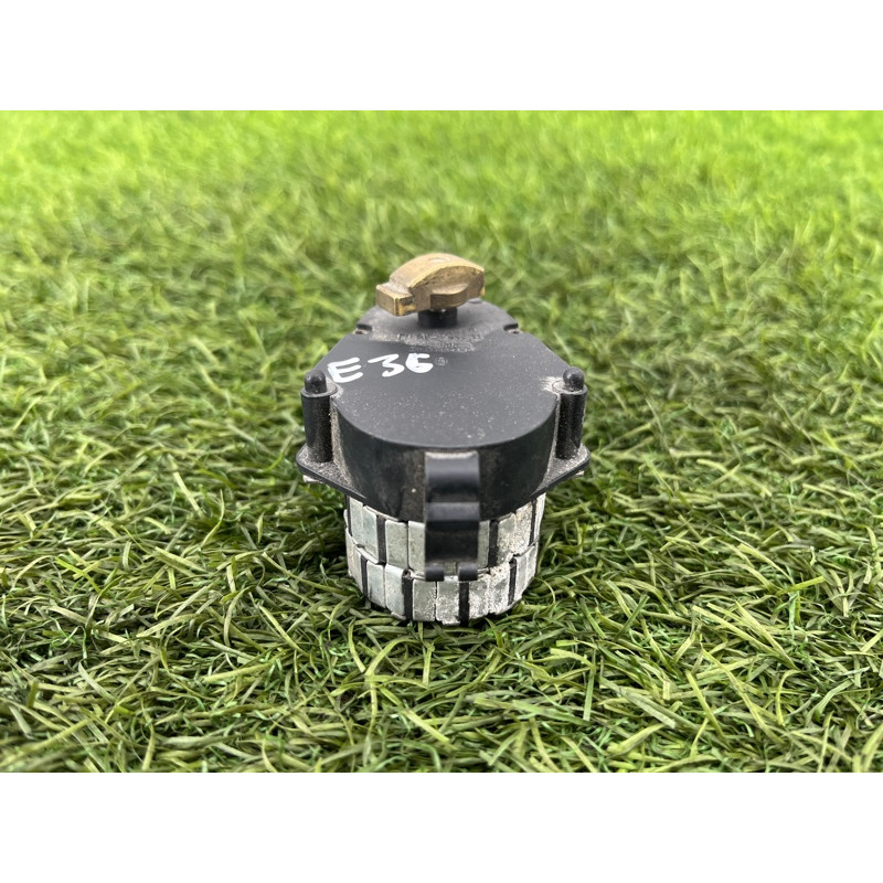 Привод заслонки отопителя (отопление и кондиционирование) BMW 3-series E36 64118362929