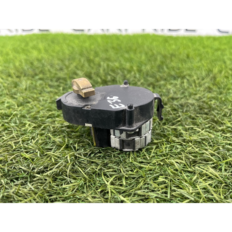 Привод заслонки отопителя (отопление и кондиционирование) BMW 3-series E36 64118362929