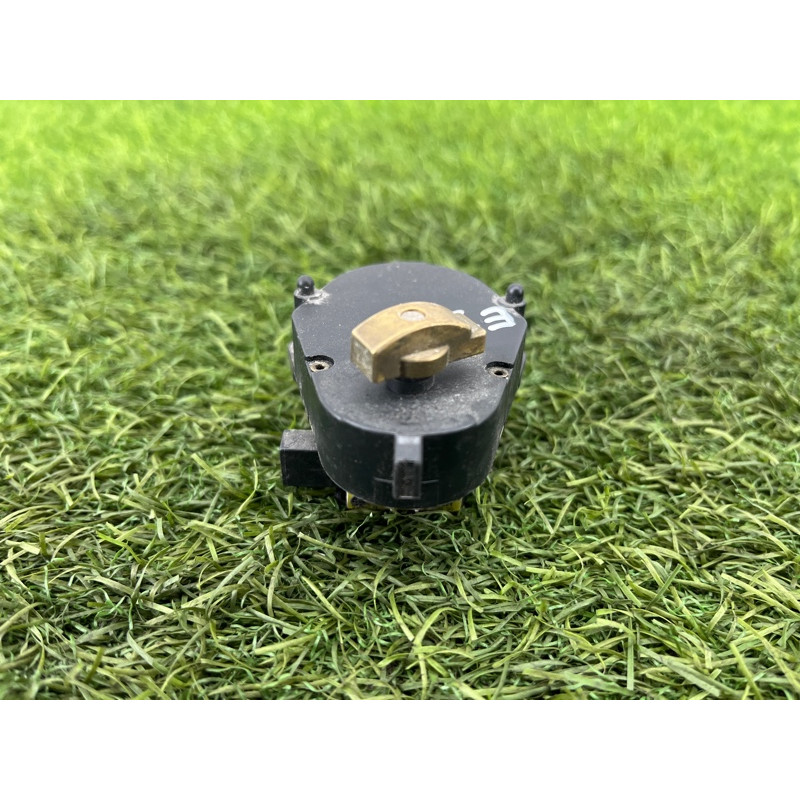 Привод заслонки отопителя (отопление и кондиционирование) BMW 3-series E36 64118362929