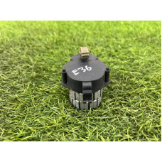 Привод заслонки отопителя