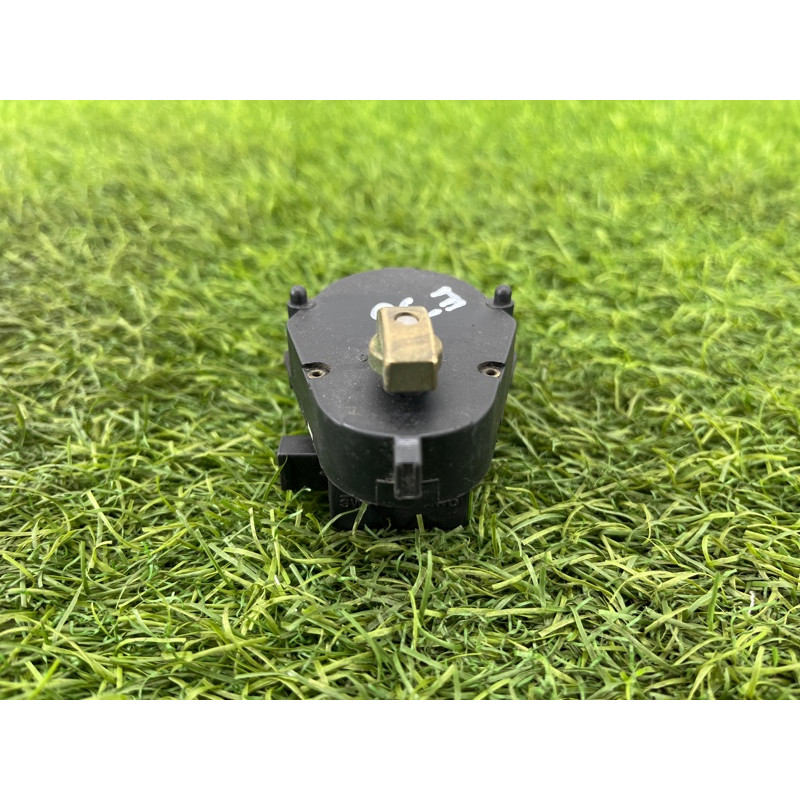 Привод заслонки отопителя (отопление и кондиционирование) BMW 3-series E36 61118362927