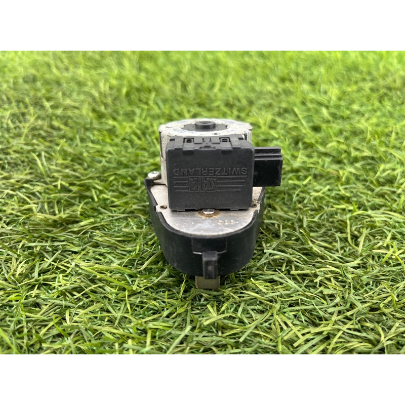 Привод заслонки отопителя (отопление и кондиционирование) BMW 3-series E36 61118362927