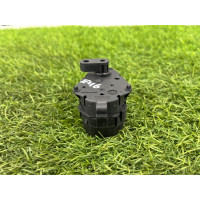 Привод заслонки отопителя