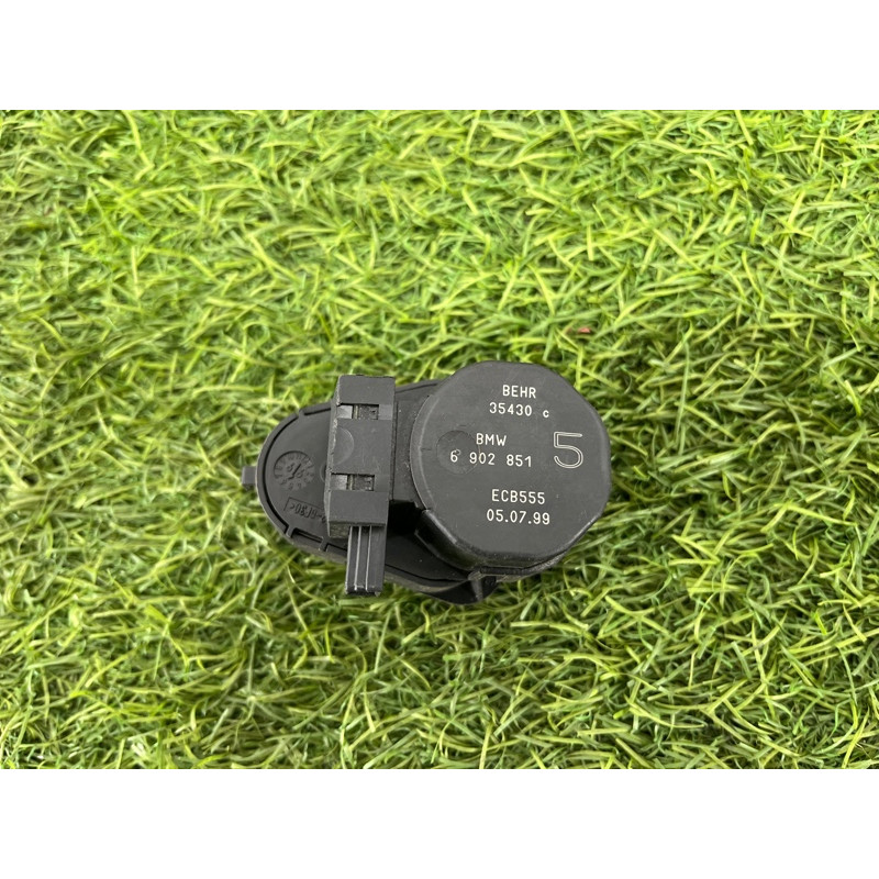 Привод заслонки отопителя (отопление и кондиционирование) BMW 3-series E46 64116902851