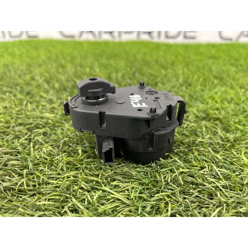 Привод заслонки отопителя (отопление и кондиционирование) BMW 3-series E46 64116902854