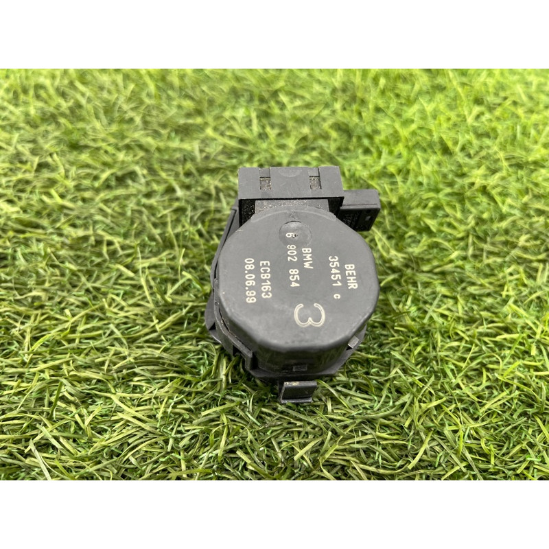 Привод заслонки отопителя (отопление и кондиционирование) BMW 3-series E46 64116902854