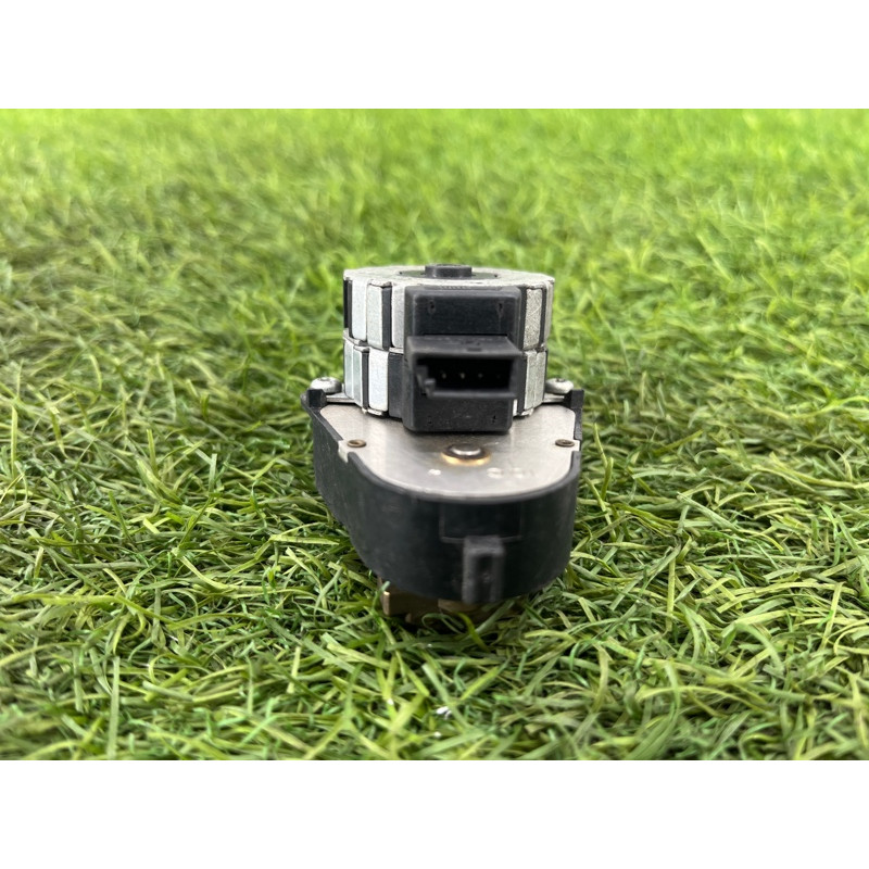 Привод заслонки отопителя (отопление и кондиционирование) BMW 7-series E38 1996 M60B40 64118391373