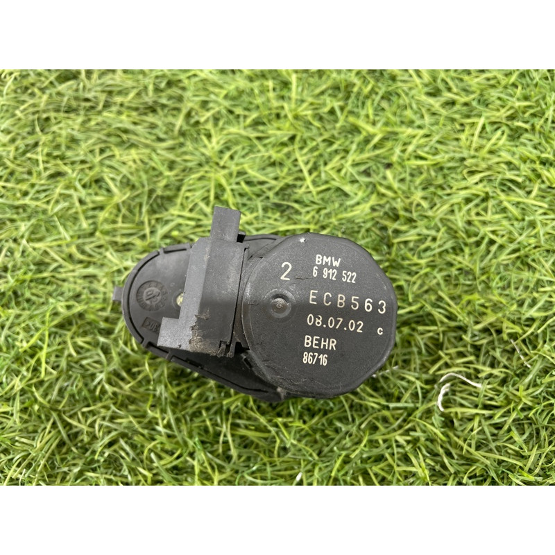 Привод заслонки отопителя (отопление и кондиционирование) BMW 3-series E46 2001 M54B30 64116912522
