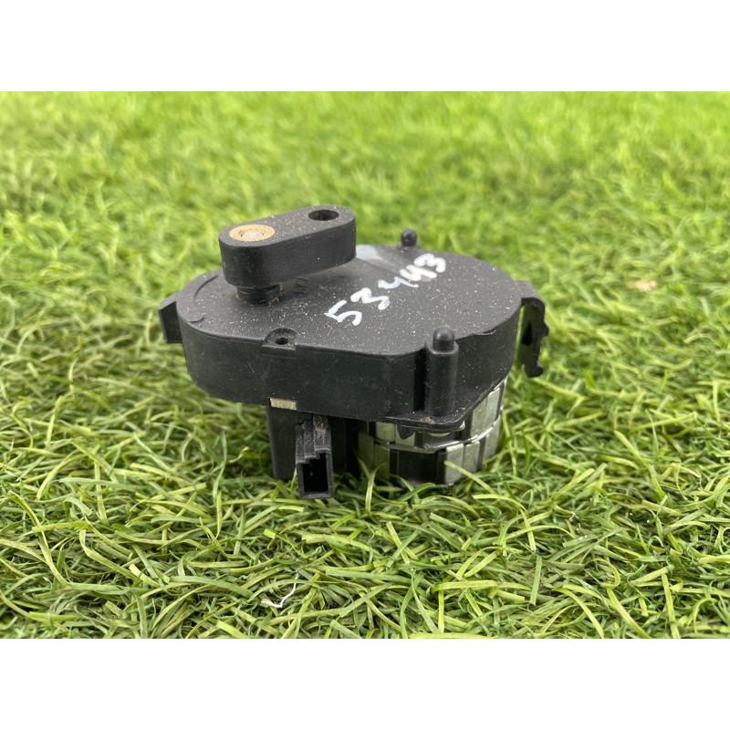 Привод заслонки отопителя (отопление и кондиционирование) BMW 7-series E38 64118391378