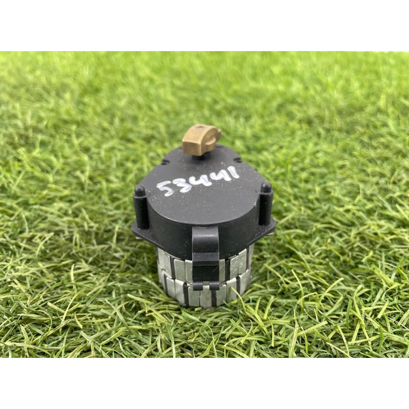 Привод заслонки отопителя (отопление и кондиционирование) BMW 7-series E38 64118391381