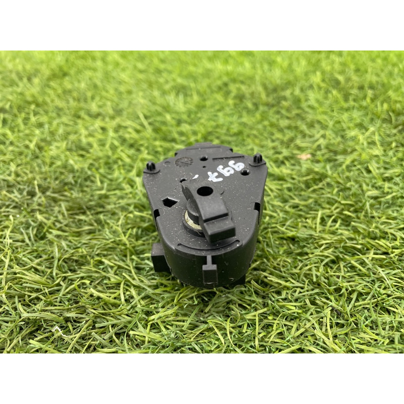 Привод заслонки отопителя (отопление и кондиционирование) BMW 5-series E60 2005 N52B25 64116930299