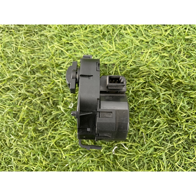 Привод заслонки отопителя (отопление и кондиционирование) BMW 5-series E60 2005 N52B25 64116930299