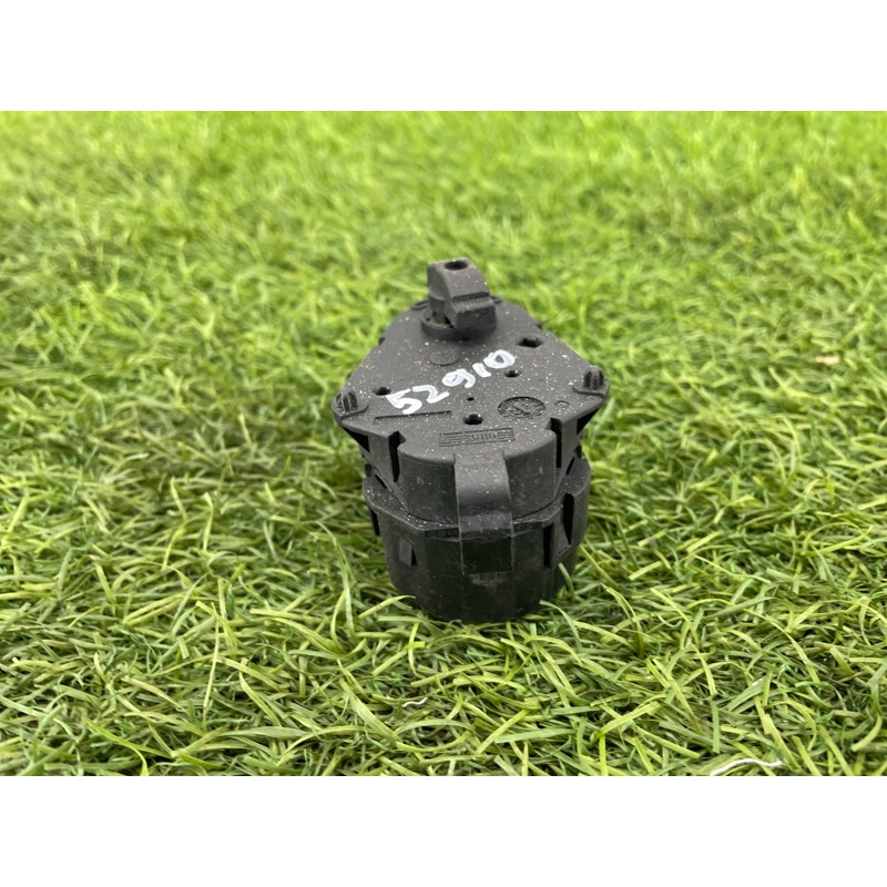 Привод заслонки отопителя (отопление и кондиционирование) BMW 3-series E46 2001 M54B30 64116912521