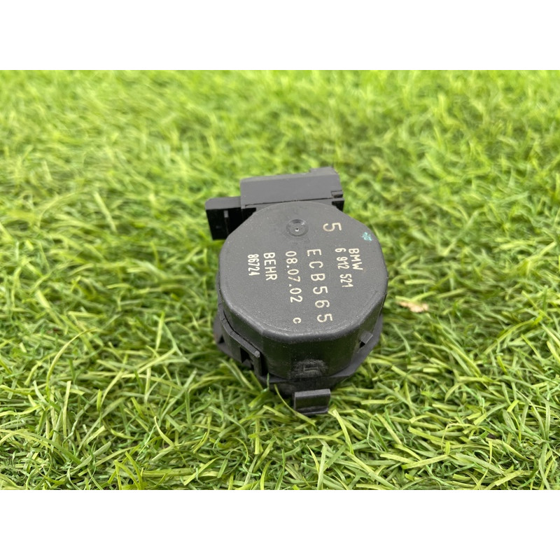 Привод заслонки отопителя (отопление и кондиционирование) BMW 3-series E46 2001 M54B30 64116912521