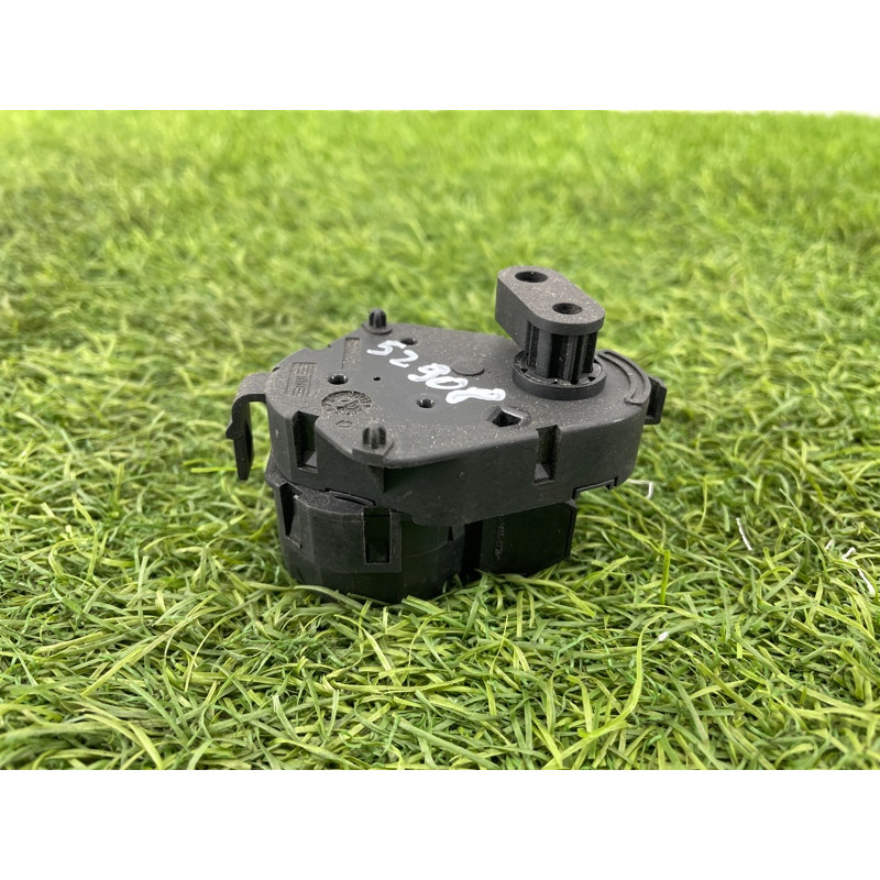 Привод заслонки отопителя (отопление и кондиционирование) BMW 3-series E46 2001 M54B30 64116912525