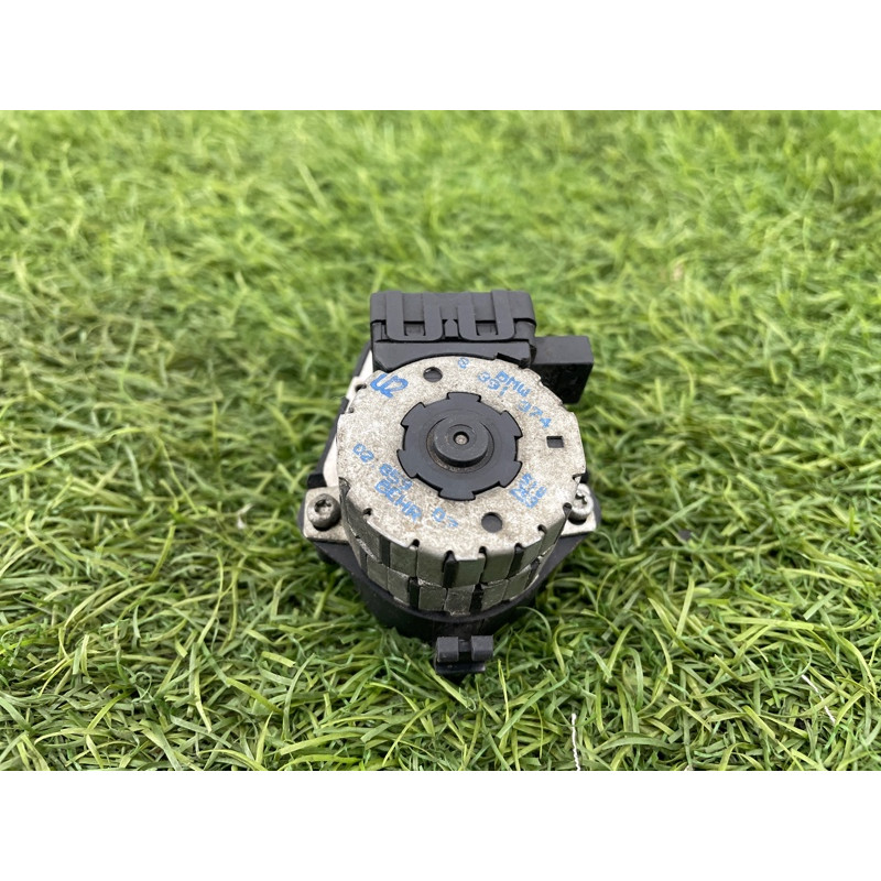 Привод заслонки отопителя (отопление и кондиционирование) BMW 3-series E36 64118391374