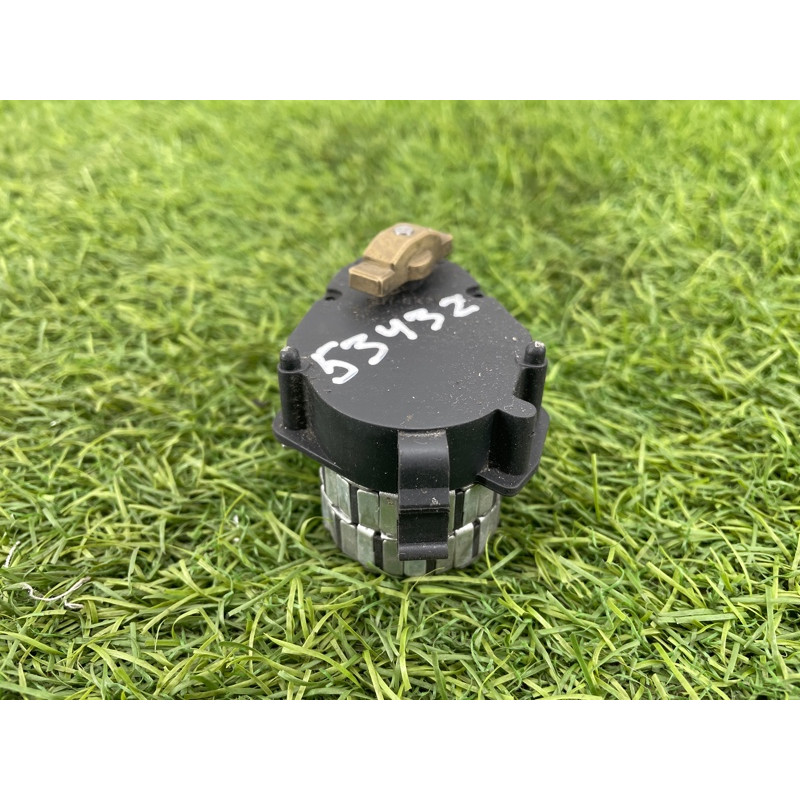 Привод заслонки отопителя (отопление и кондиционирование) BMW 5-series E39 64118363798