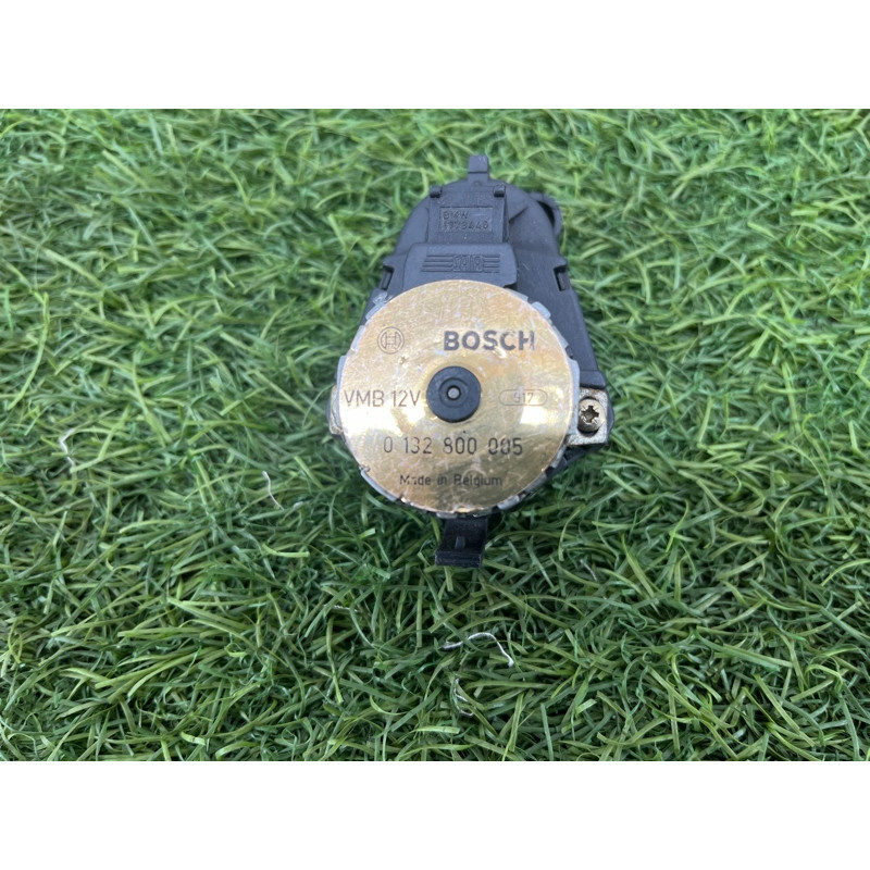 Привод заслонки отопителя (отопление и кондиционирование) BMW 5-series E34 64118350082