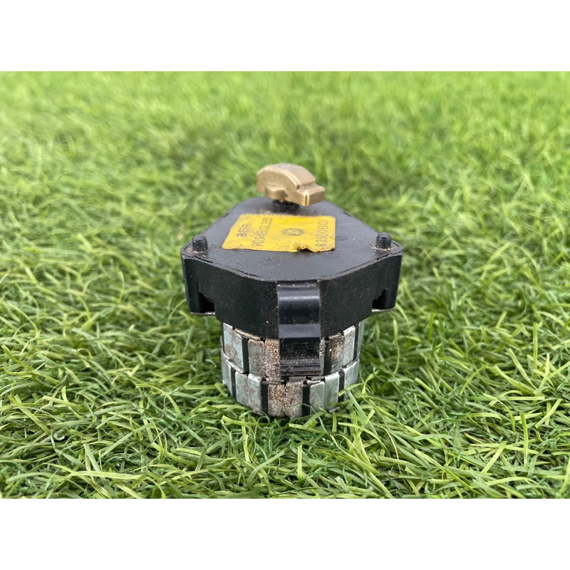 Привод заслонки отопителя (отопление и кондиционирование) BMW 5-series E34 64118350080