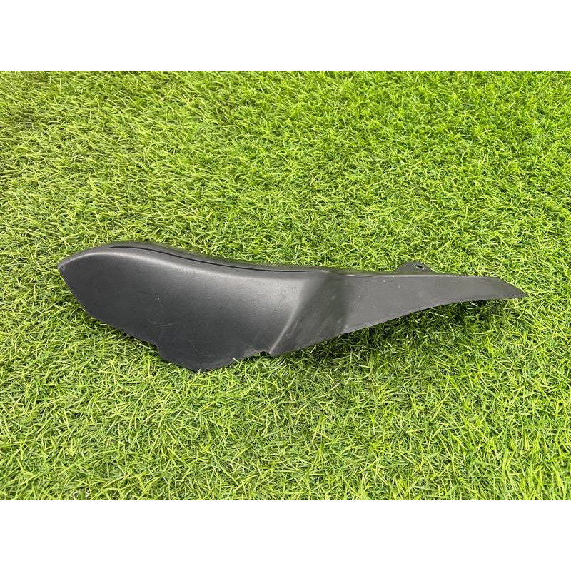 Накладка крышки багажника (кузов и элементы) Subaru OUTBACK B15 63134AL01A