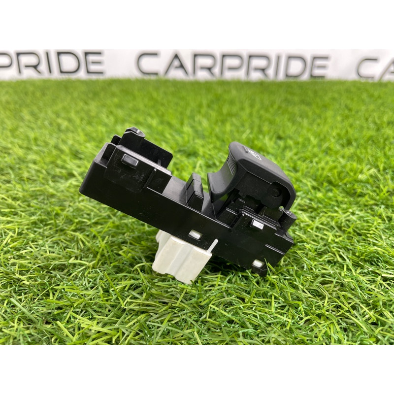 Кнопка стеклоподъемника (электрика / кнопки) Subaru OUTBACK B15 83071AL100