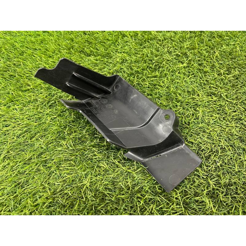 Воздуховод радиатора (кузов и элементы) FORD Focus MK3 2012 2.0 F1EZ8327E