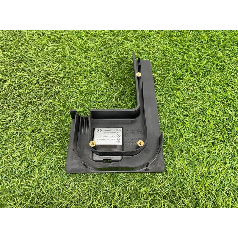 Панель для телефона (салон) PEUGEOT 607 1 2002 3.0i V6 6563L7