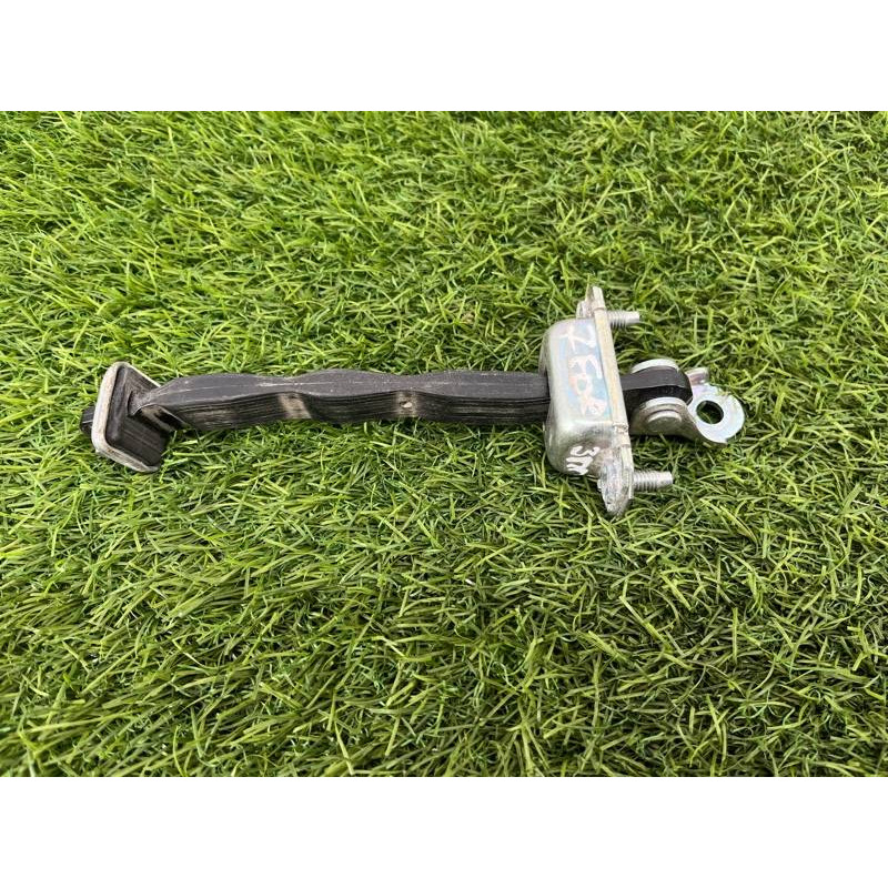 Ограничитель двери (кузов и элементы) Subaru Forester SK 2019 2.5 62124SJ000