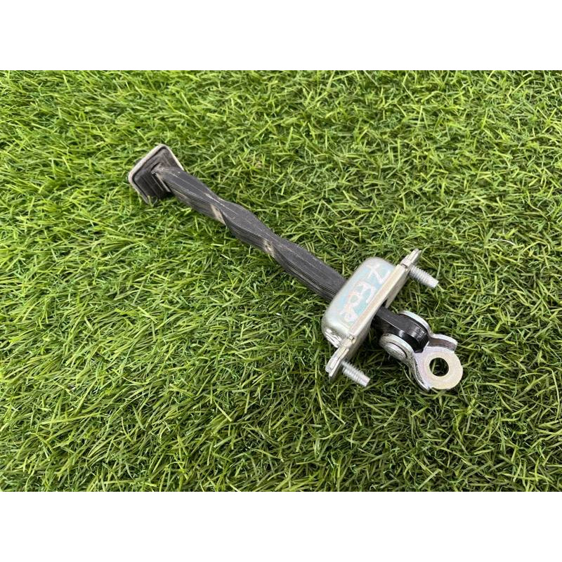 Ограничитель двери (кузов и элементы) Subaru Forester SK 2019 2.5 62124SJ000