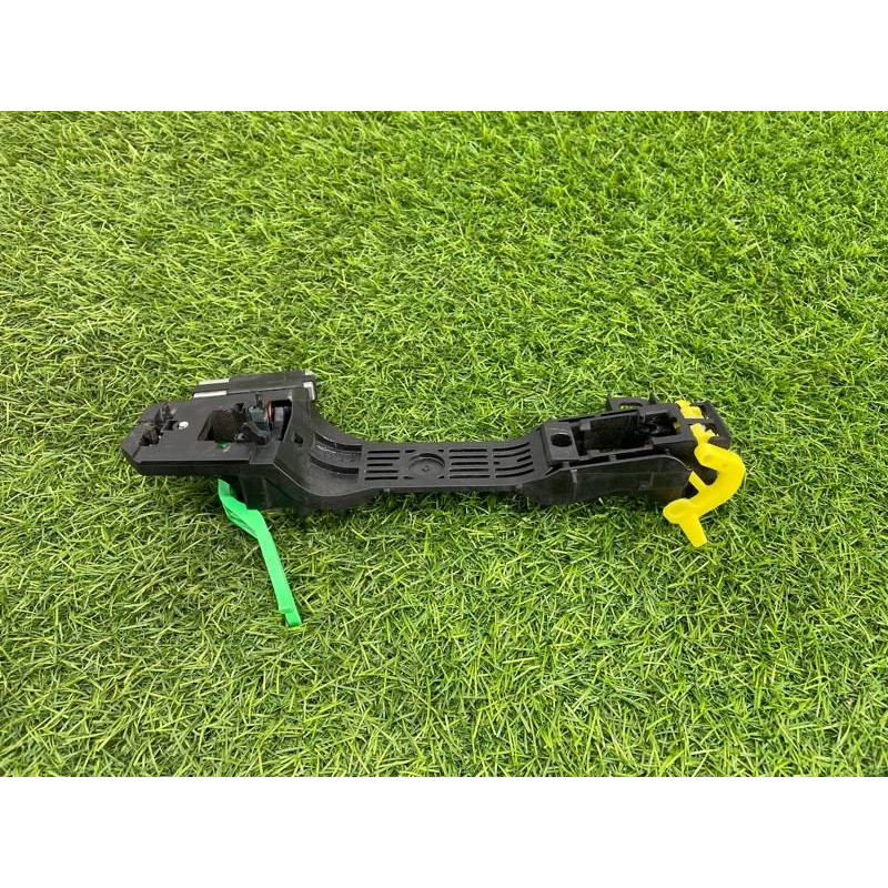 Кронштейн ручки двери (кузов и элементы) Subaru Forester SJ 62142SG000