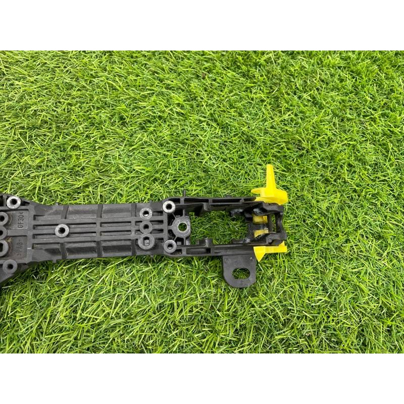 Кронштейн ручки двери (кузов и элементы) Subaru Forester SJ 62142SG000