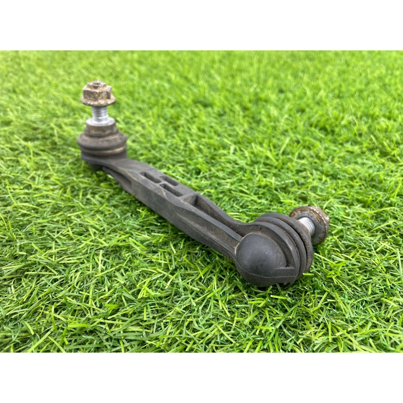 Стійка стабілізатора (підвіска) BMW 3-series F30 2013 N47D20 33506785608