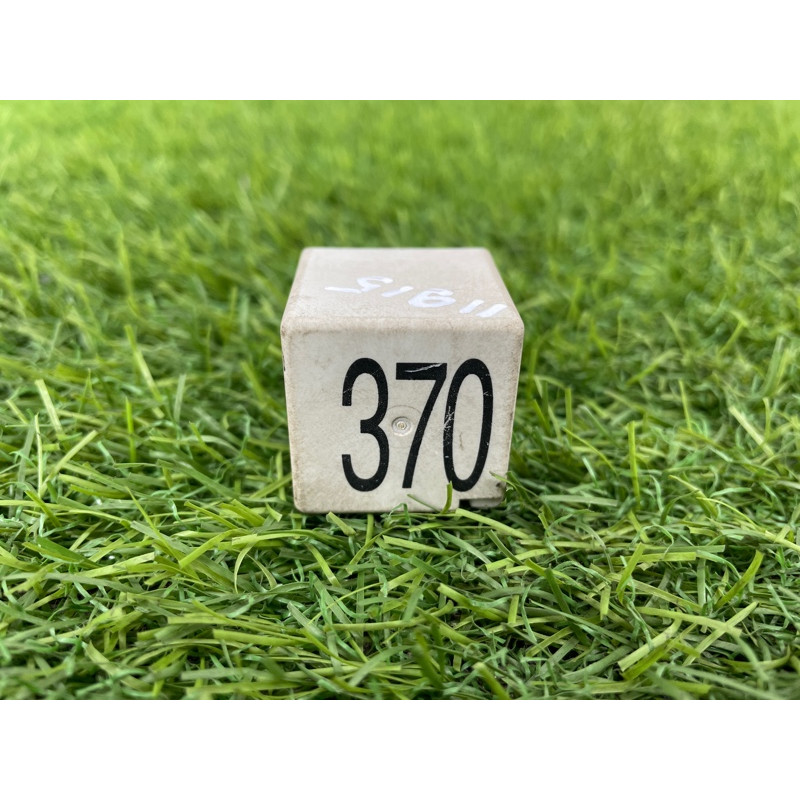 Реле (электрика) Volkswagen Passat B5 2003 1.9 TDI 8D0951253