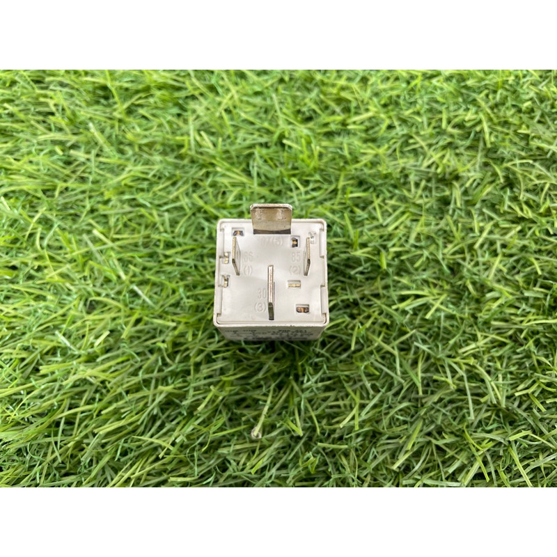 Реле (электрика) Volkswagen Passat B5 2003 1.9 TDI 8D0951253