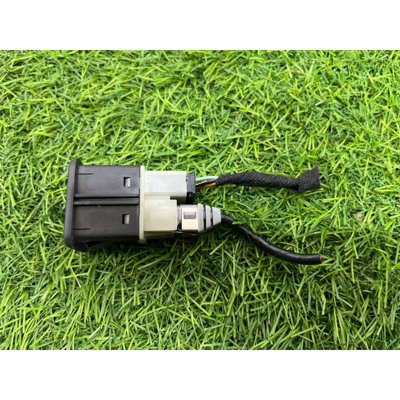 Гнездо USB/AUX (электрика) CHEVROLET Volt 1 2012 1.4 20870101