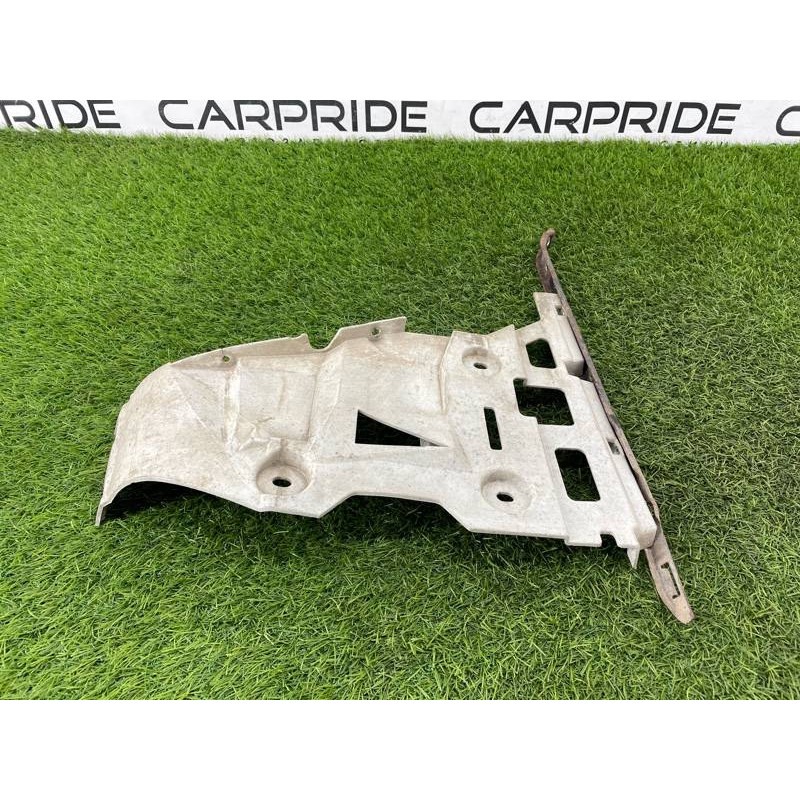 Крепление бампера (кузов и элементы) Mercedes-Benz C-class W203 1.8 M111.951 A2038850114