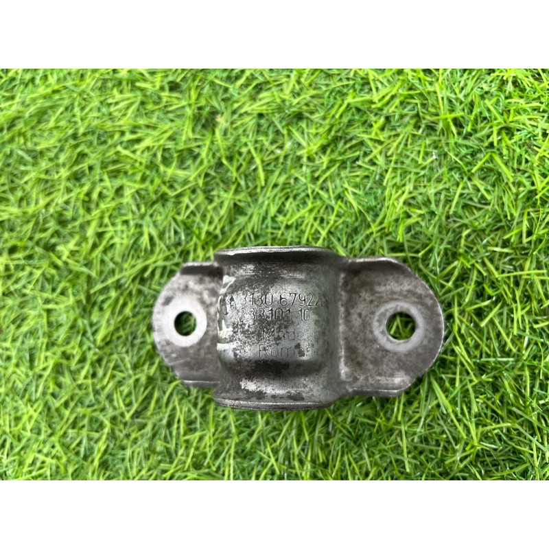 Скоба стабілізатора (підвіска) BMW 3-series F30 2013 N26B20 33356792208