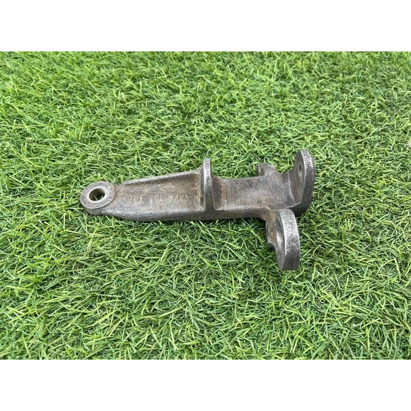 Кронштейн генератора (кронштейны двигателя) BMW 3-series E30 M21d24 12311284306