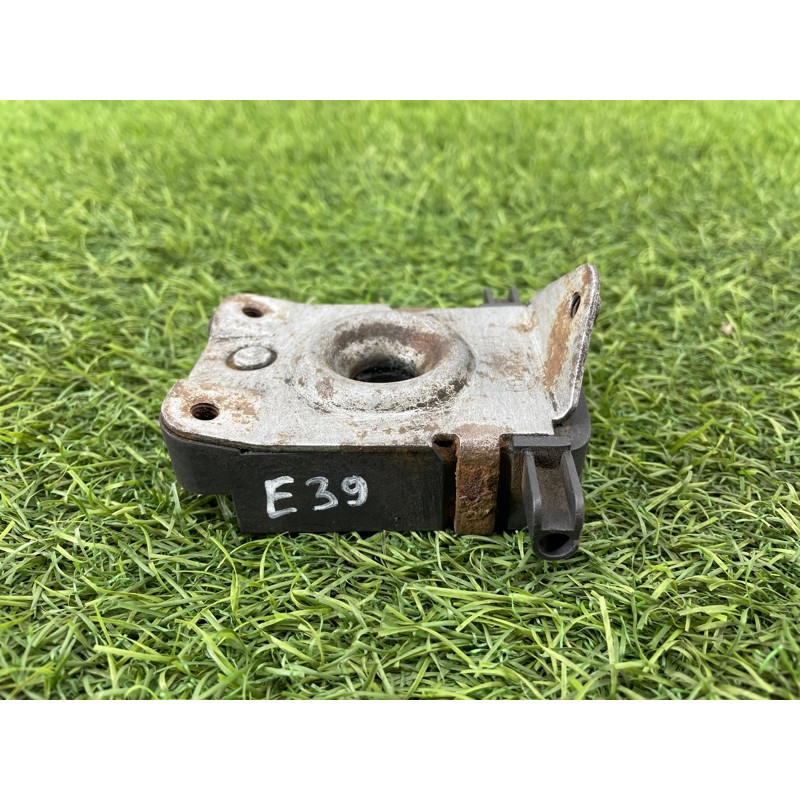 Замок капота (кузов и элементы) BMW 5-series E39 51238203859