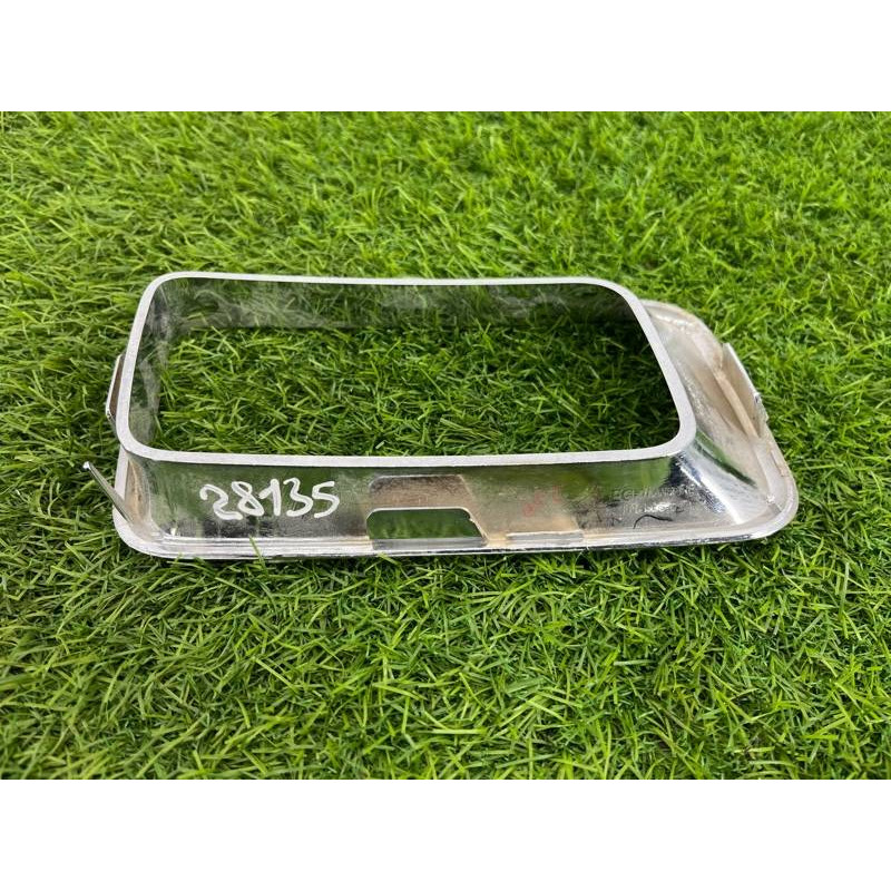 Решетка радиатора (наружные элементы кузова) Jeep Compass MK49 2014 2.4 68109865AA