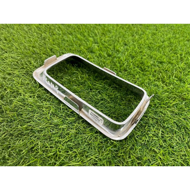 Решетка радиатора (наружные элементы кузова) Jeep Compass MK49 2014 2.4 68109865AA