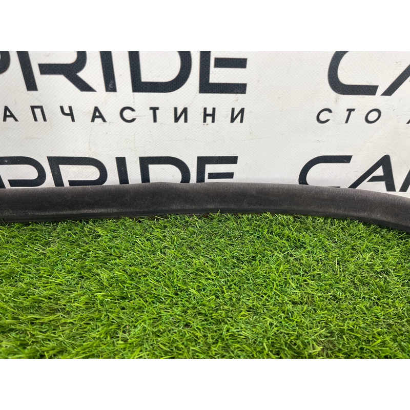 Уплотнитель проема двери (кузов и элементы) LAND ROVER Range Rover P38 1996 4.6 Lucas ALR6284LNF