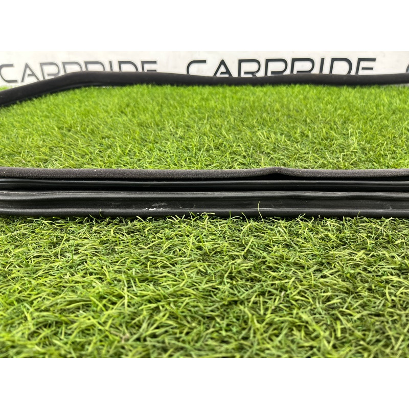 Уплотнитель проема двери (кузов и элементы) LAND ROVER Range Rover P38 1996 4.6 Lucas ALR6284LNF